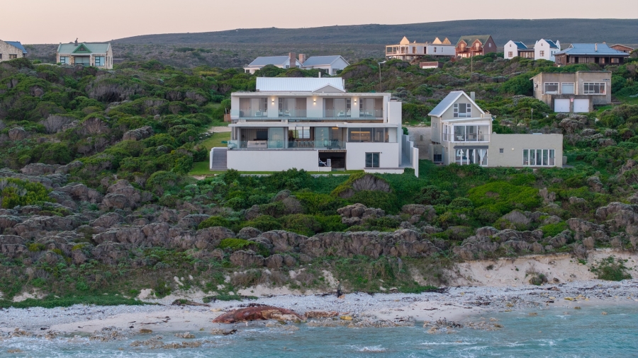 5 Bedroom Property for Sale in Suiderstrand Western Cape